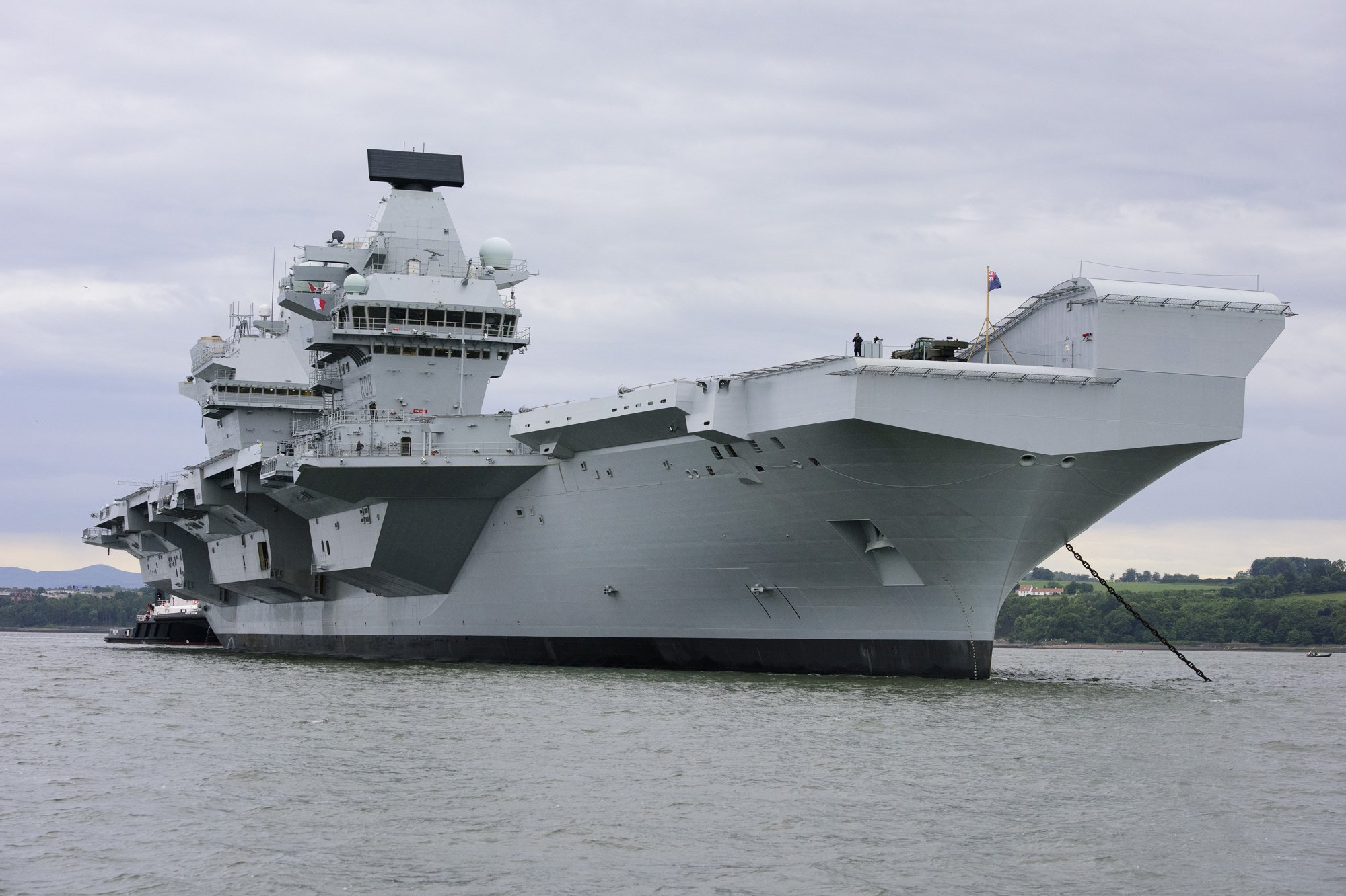 HMS Queen Elizabeth 